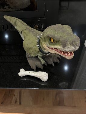 Green Reptile Enrichment Toy with White Bone Accessory - Pets Reptile